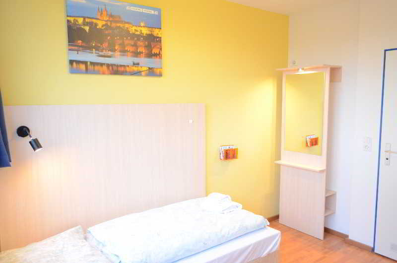 A&o Metro Strizkov Auberge de jeunesse *